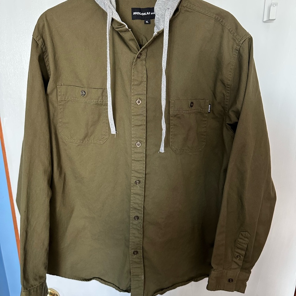 Men’s Cotton Molokai Shirt With Hood, XL - Fits like a Medium. - Picture 2 of 13